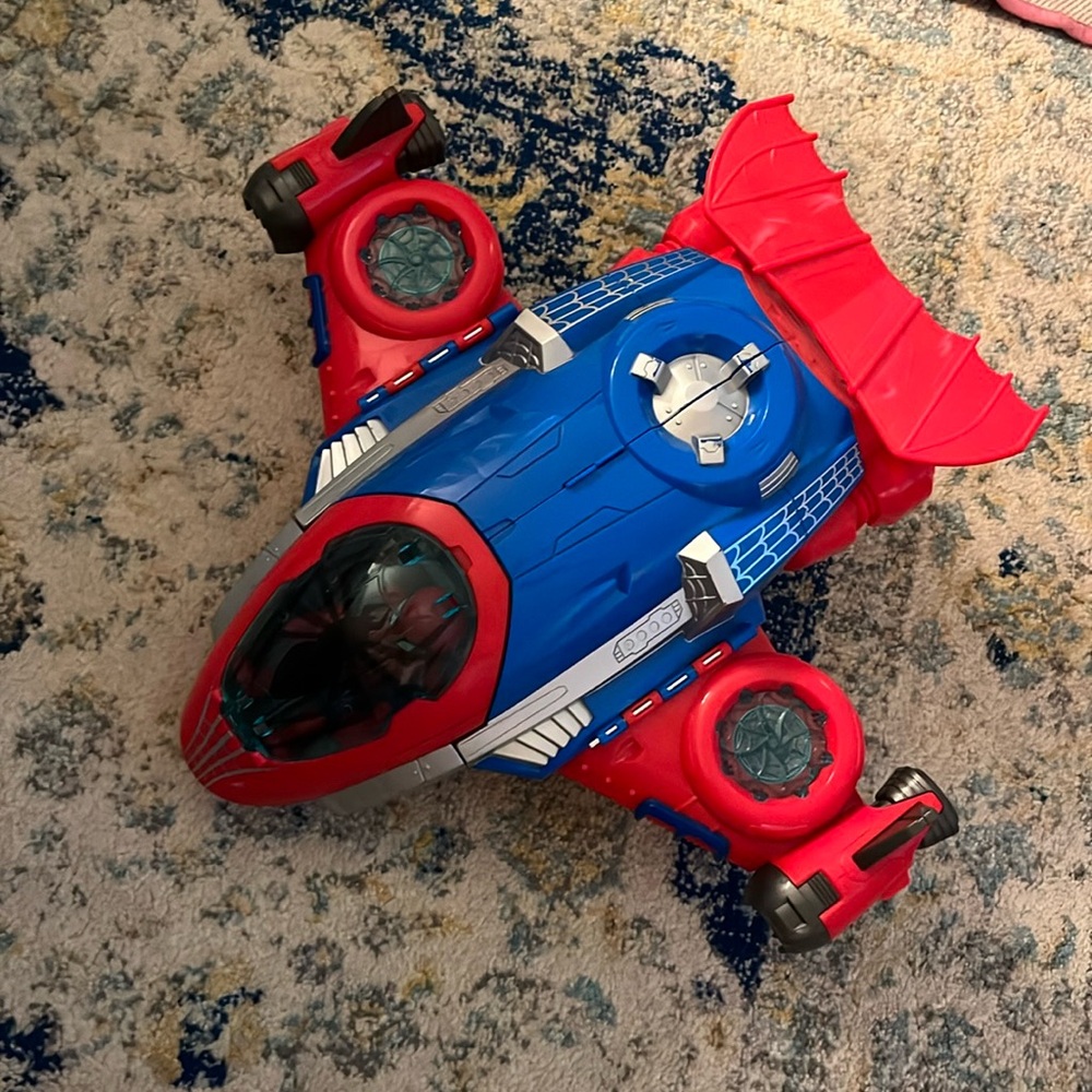 Spider-Man Plane